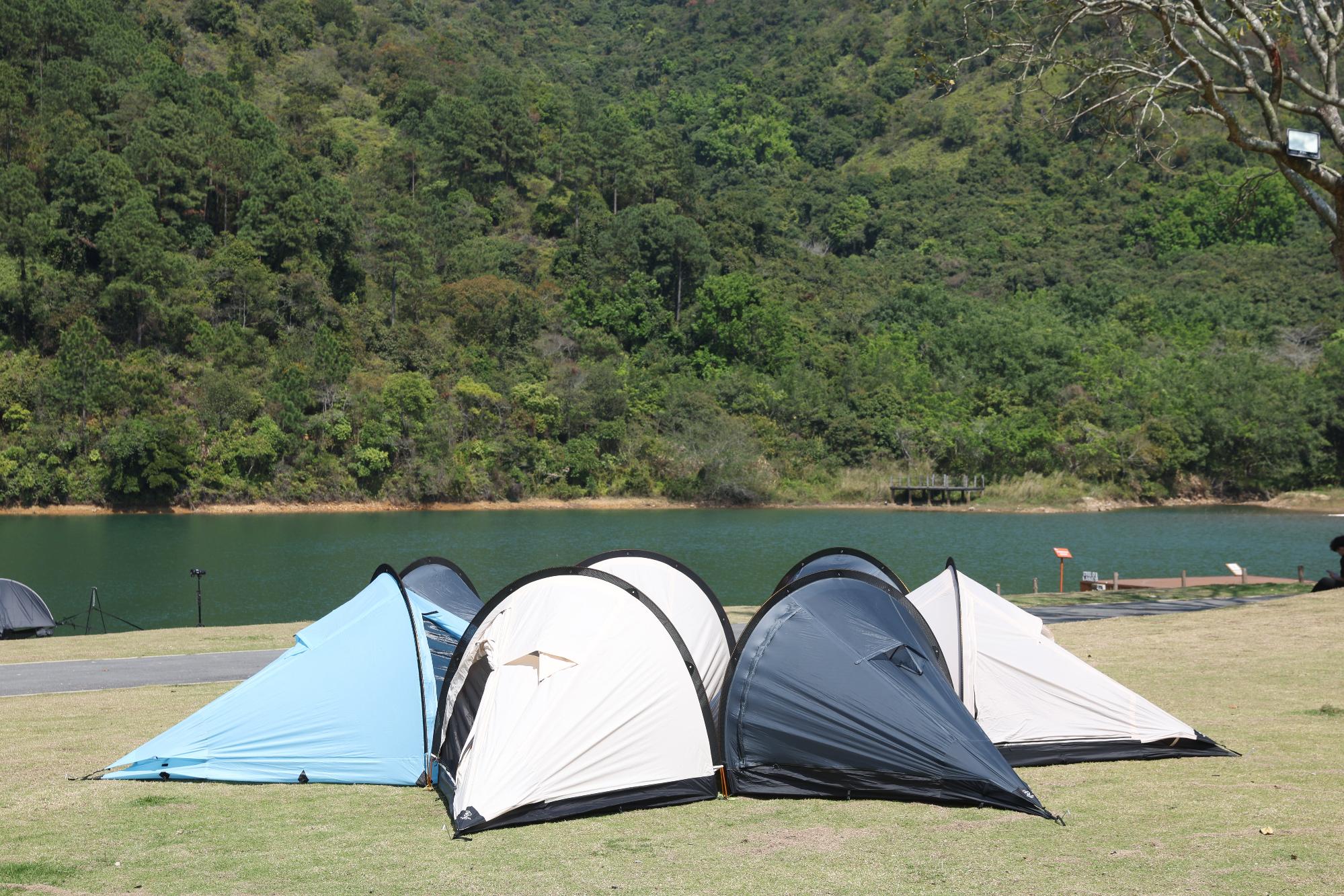 car extended tent